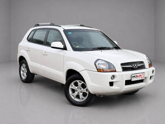 HYUNDAI TUCSON 2.0 MPFI GLS 16V 143CV 2WD FLEX 4P AUTOMÁTICO HYUNDAI TUCSON 2.0 MPFI GLS 16V 143CV 2WD FLEX 4P AUTOMÁTICO